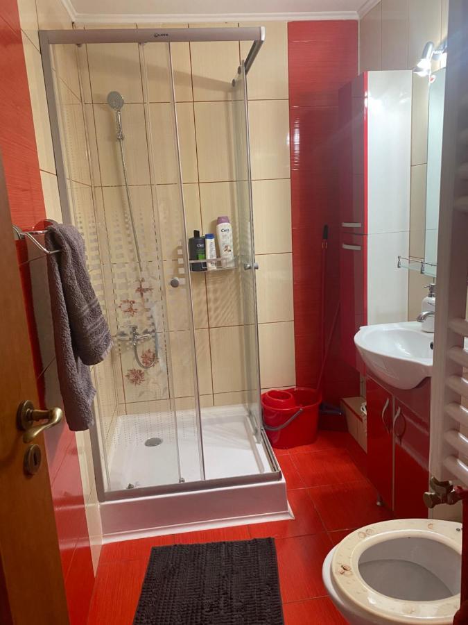 Apartament Regim Hotelier Nagyvárad Kültér fotó