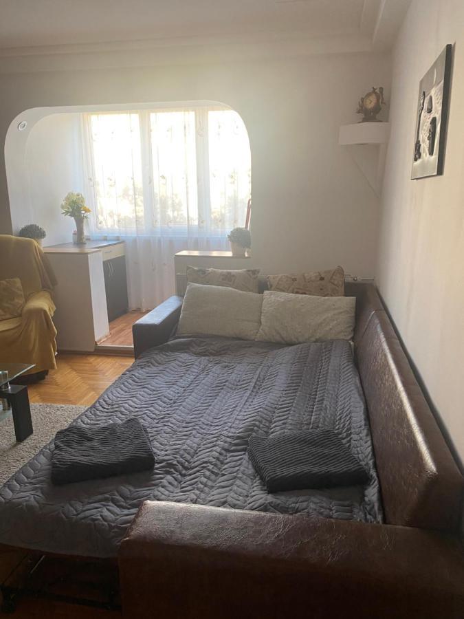 Apartament Regim Hotelier Nagyvárad Kültér fotó